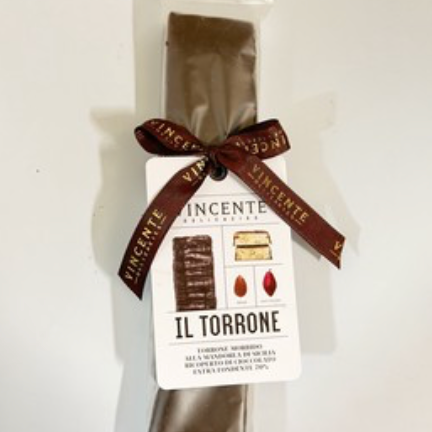 Almond nougat covered in milk chocolate with almond granules (200g)