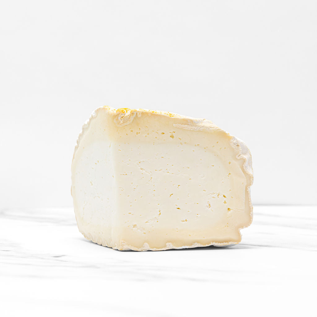 Nevat Cremoso Formage Maduran de Can Pujol - 4lb Wheel