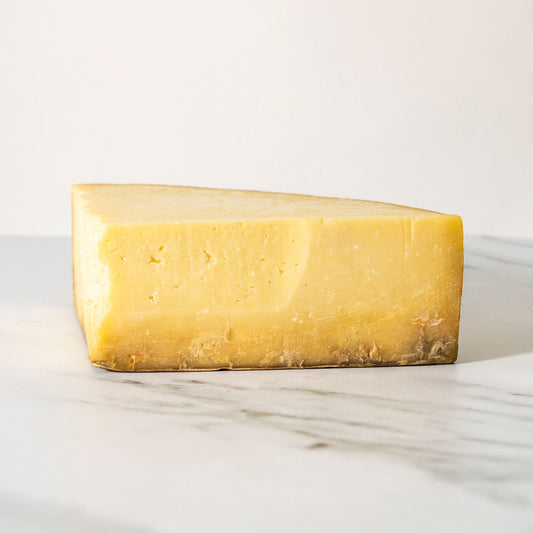 Quick's Farmhouse Cheddar - 15lb Piece