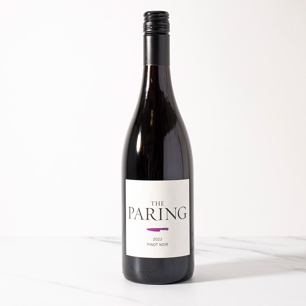 Bottle of the Paring Pinot Noir 2022